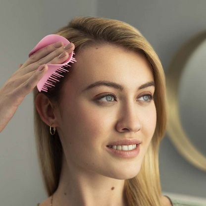 Tangle Teezer Scalp Exfoliator & Massager Pink